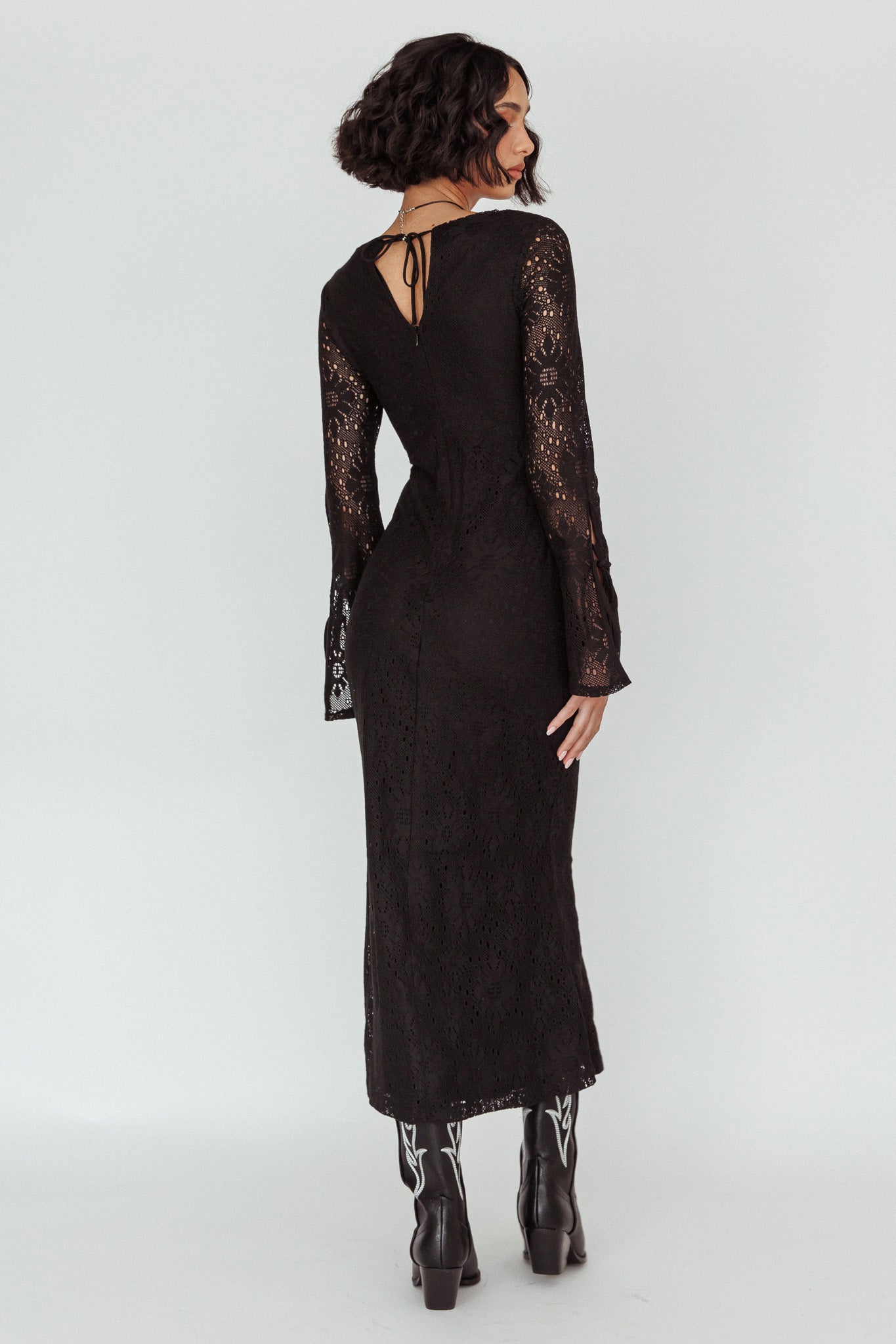 Long sleeve black lace midi dress best sale