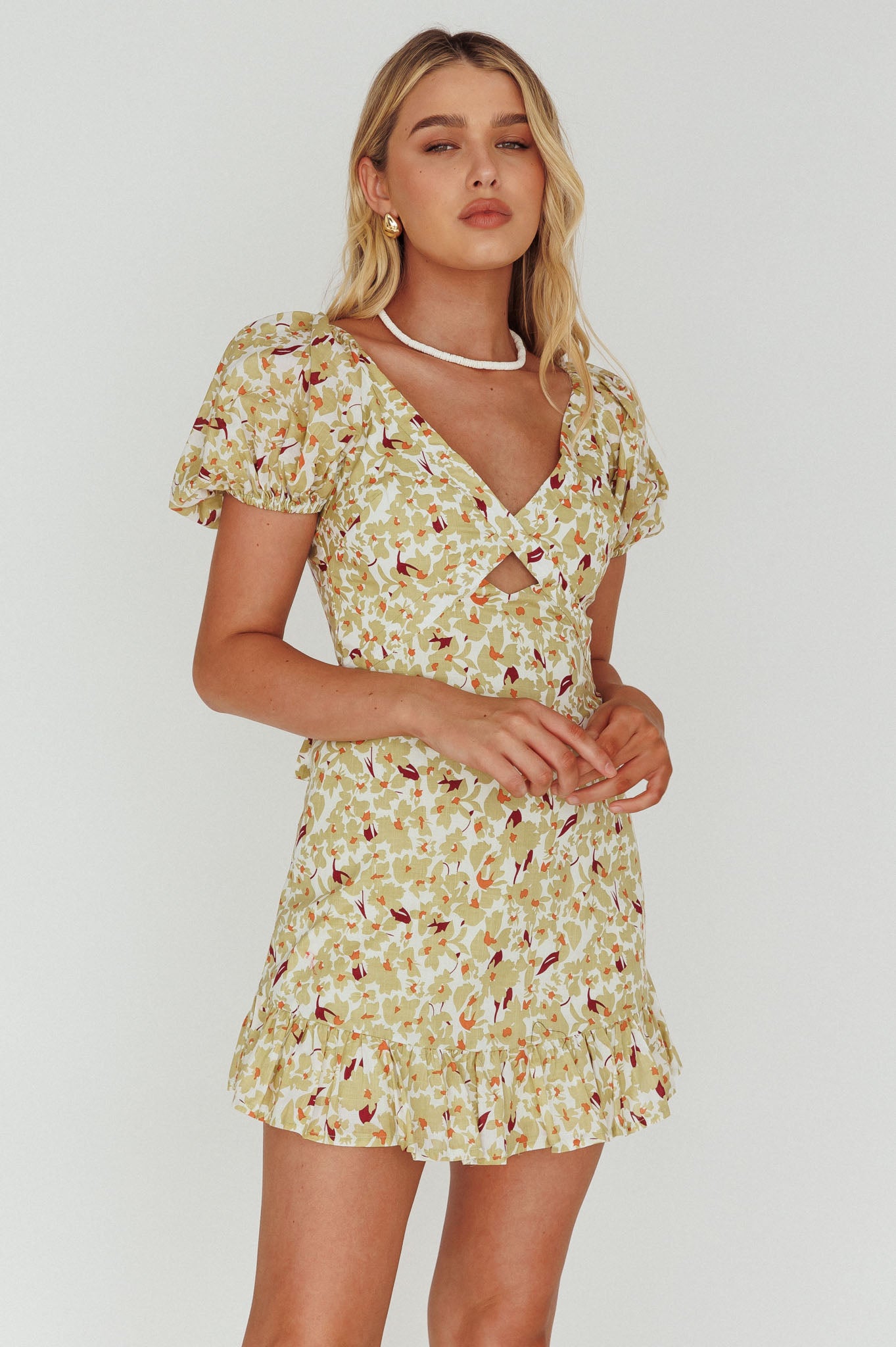 Shop the Connie Puff Sleeve Mini Dress Floral Olive | Selfie Leslie