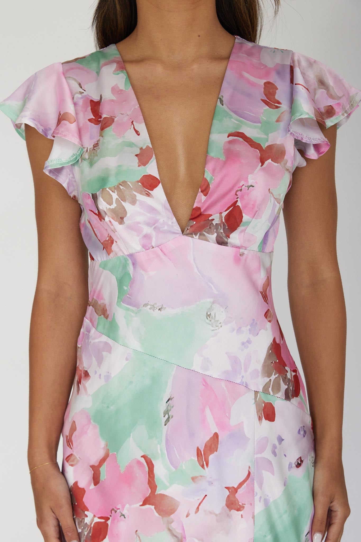 Shop the Jannet Keyhole Back Maxi Dress Floral Pink