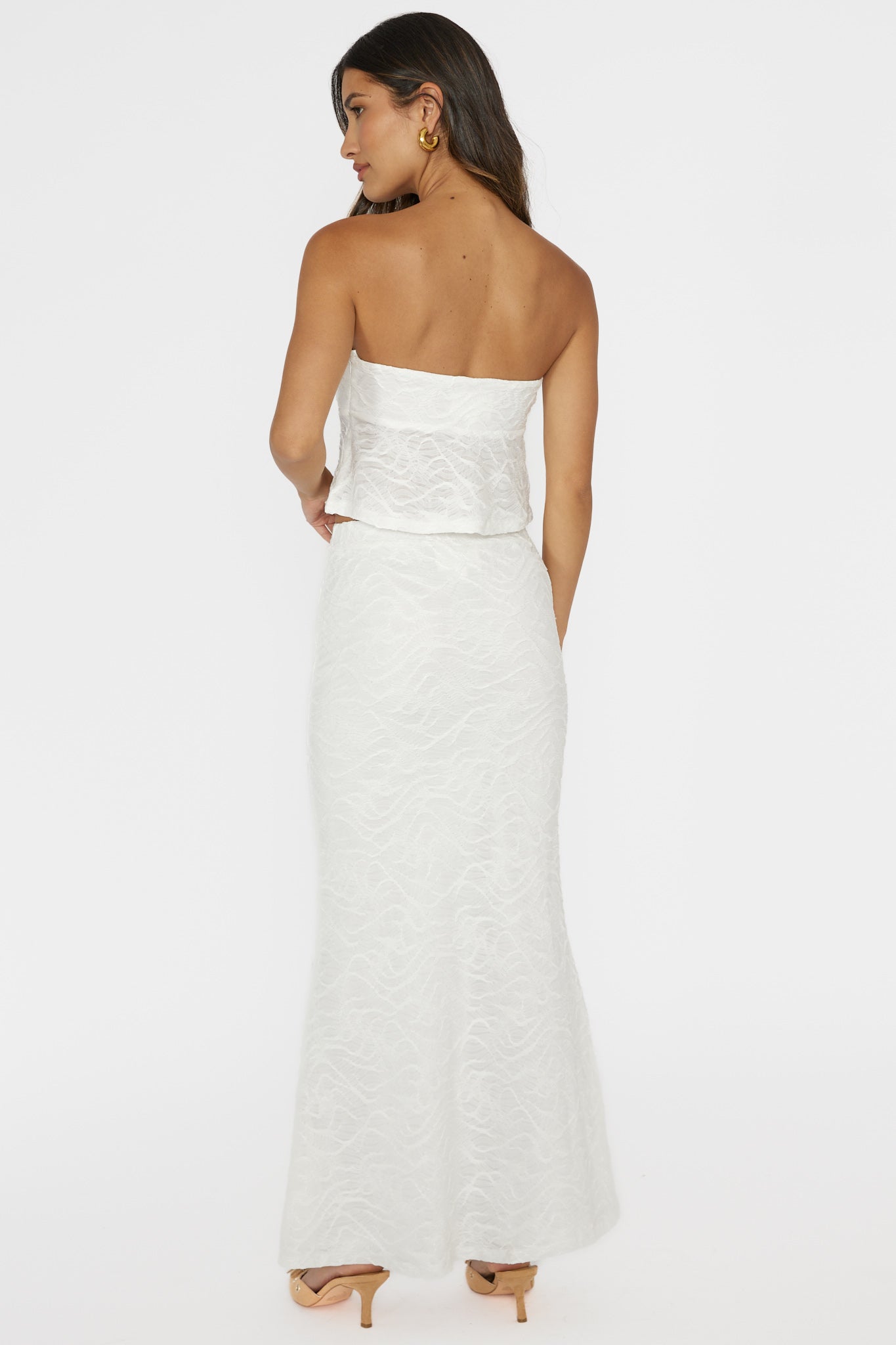 White maxi 2024 skirt embellished