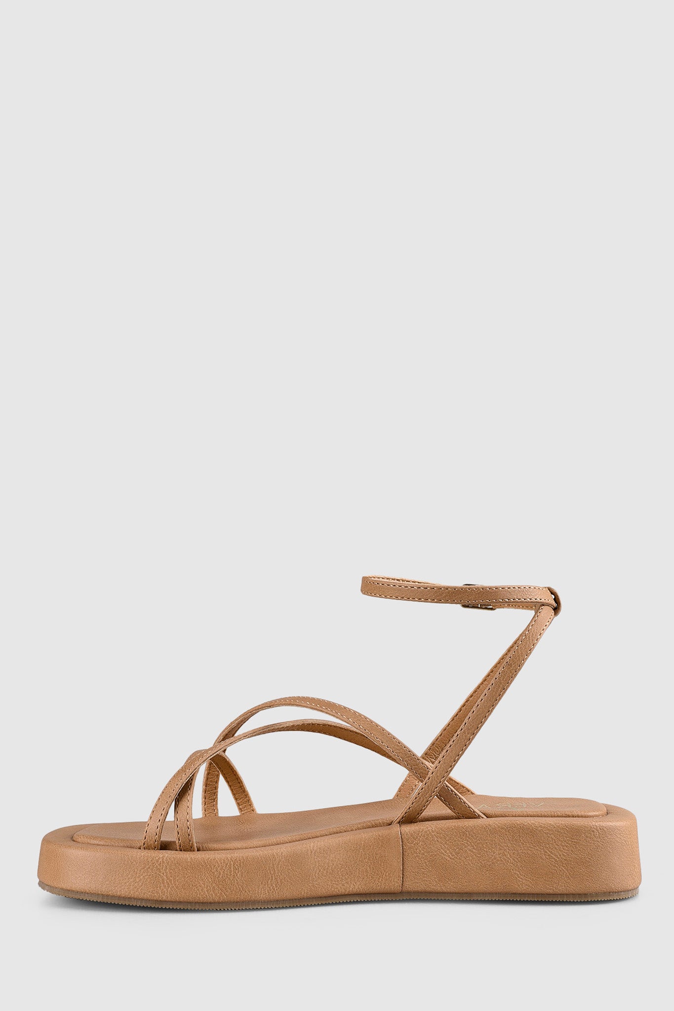 Shop the VERALi Bondi Flatform Sandals Caramel Softee | Selfie Leslie