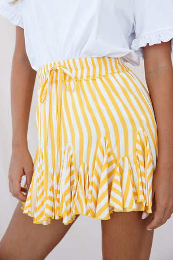 Shop The Robyn Pleated Striped Mini Skirt Yellow Stripe Selfie Leslie