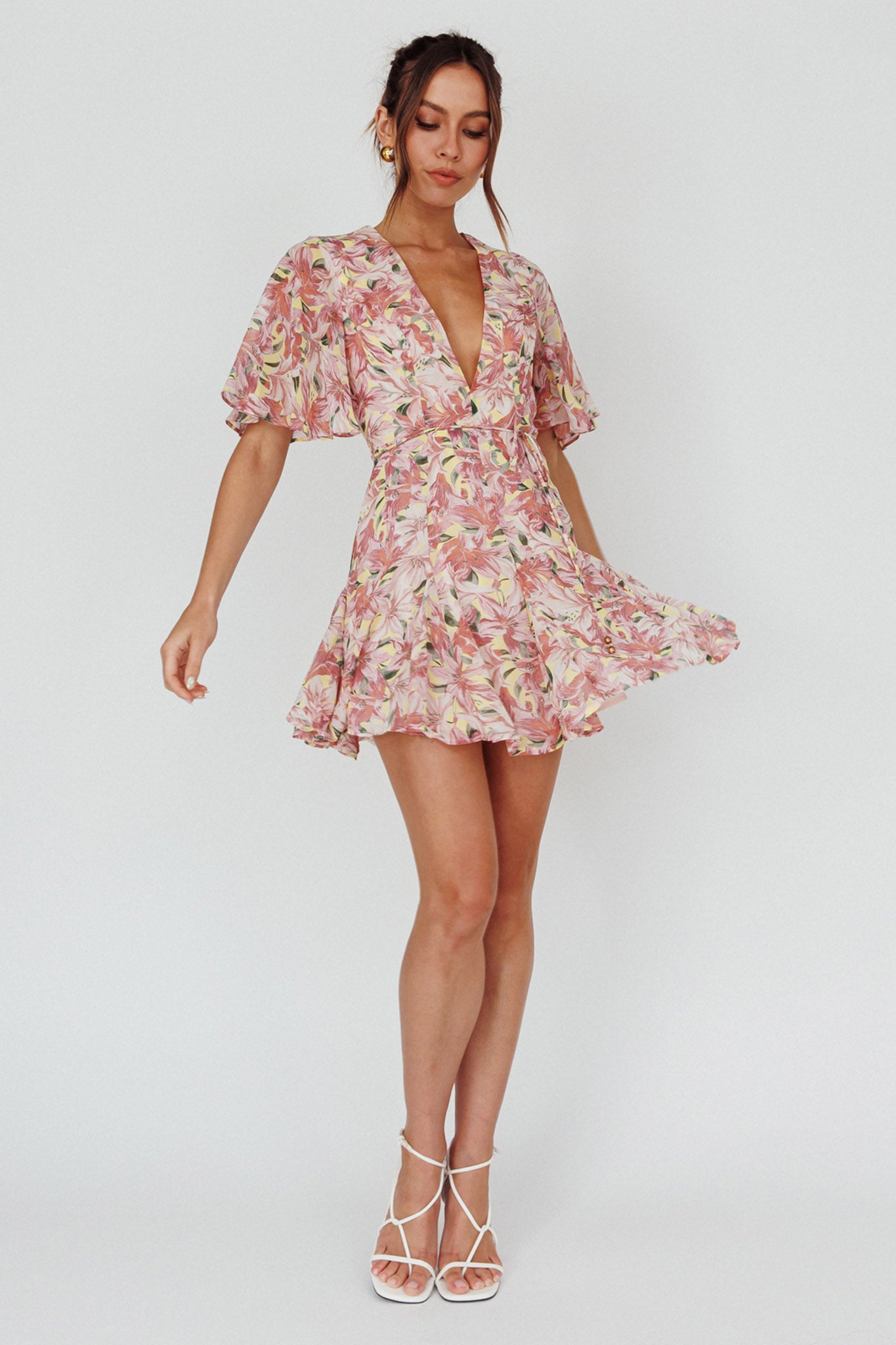 Shop the Estelle Angel Sleeve Dress Lily Print Yellow | Selfie Leslie