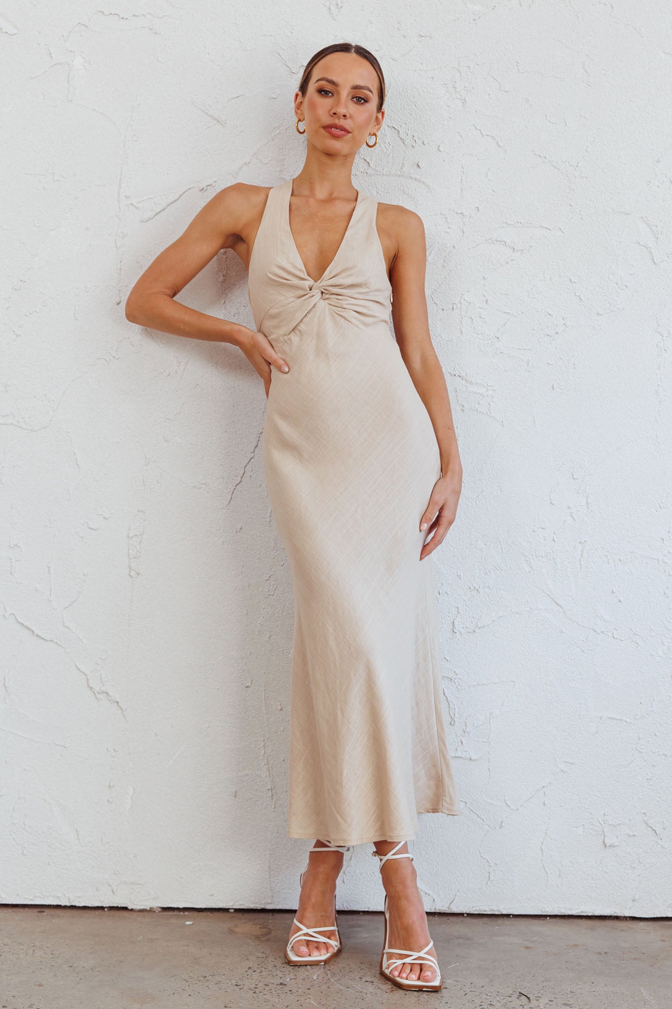 Shop the Coastal Charm Twist Back Maxi Dress Oat | Selfie Leslie