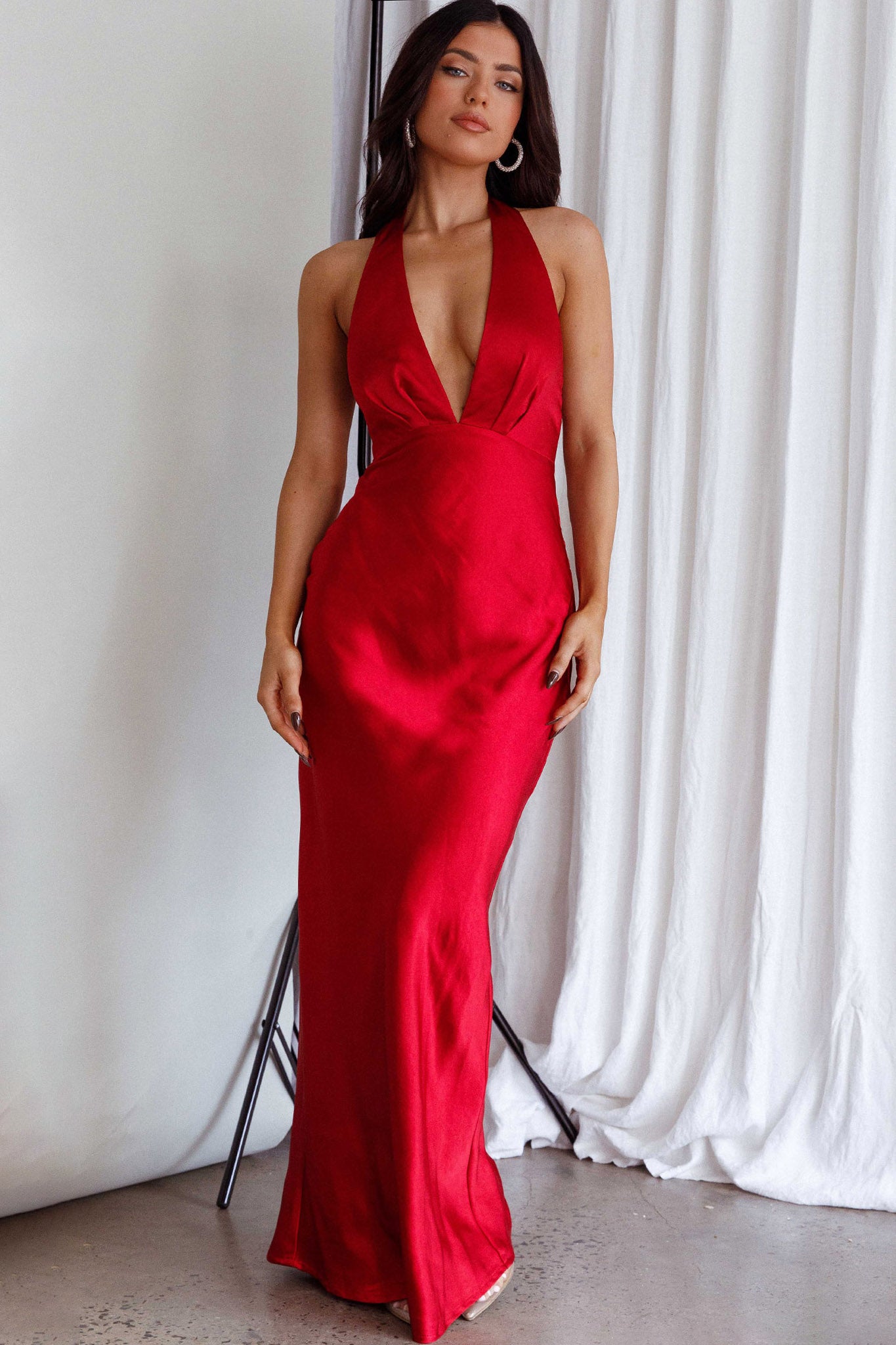 Glamour Red Backless V Plunge Halter Neck Maxi Dress With Side