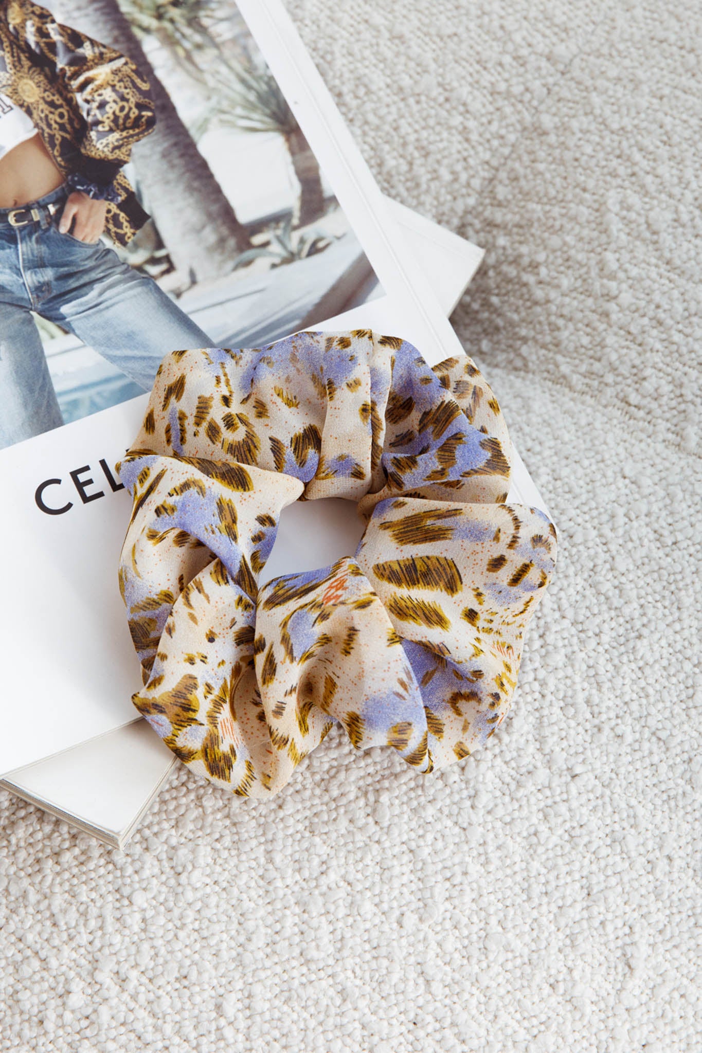 Selfie LESLIE Women s Hair Accessories Chouchou Scrunchie Animal Blue by Selfie LESLIE Clearance