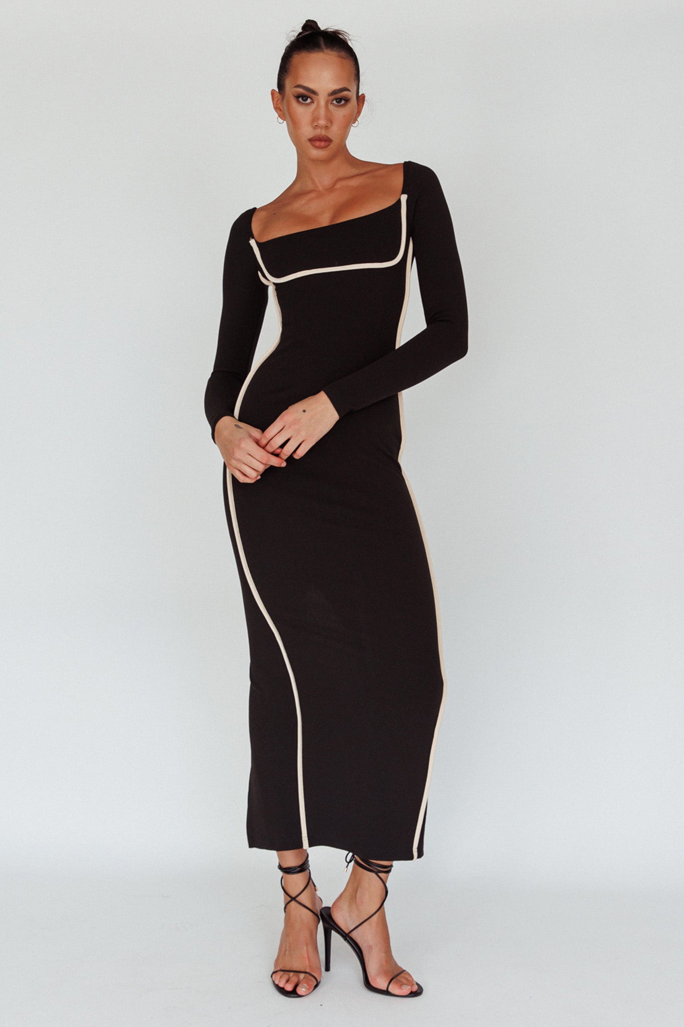 Shop the Sunny Coast Long Sleeve Piping Maxi Dress Black | Selfie Leslie