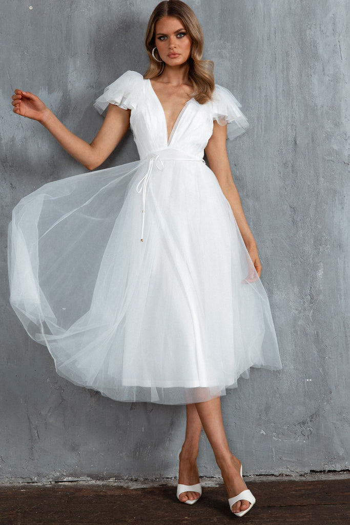 White t 2024 length dress